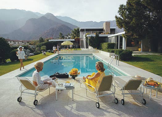 Poolside Gossip 1000 Piece Puzzle - Slim Aarons Collab