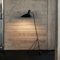 &Tradition Tripod Black Floor Lamp HM8 - Hvidt & Mølgaard 1953