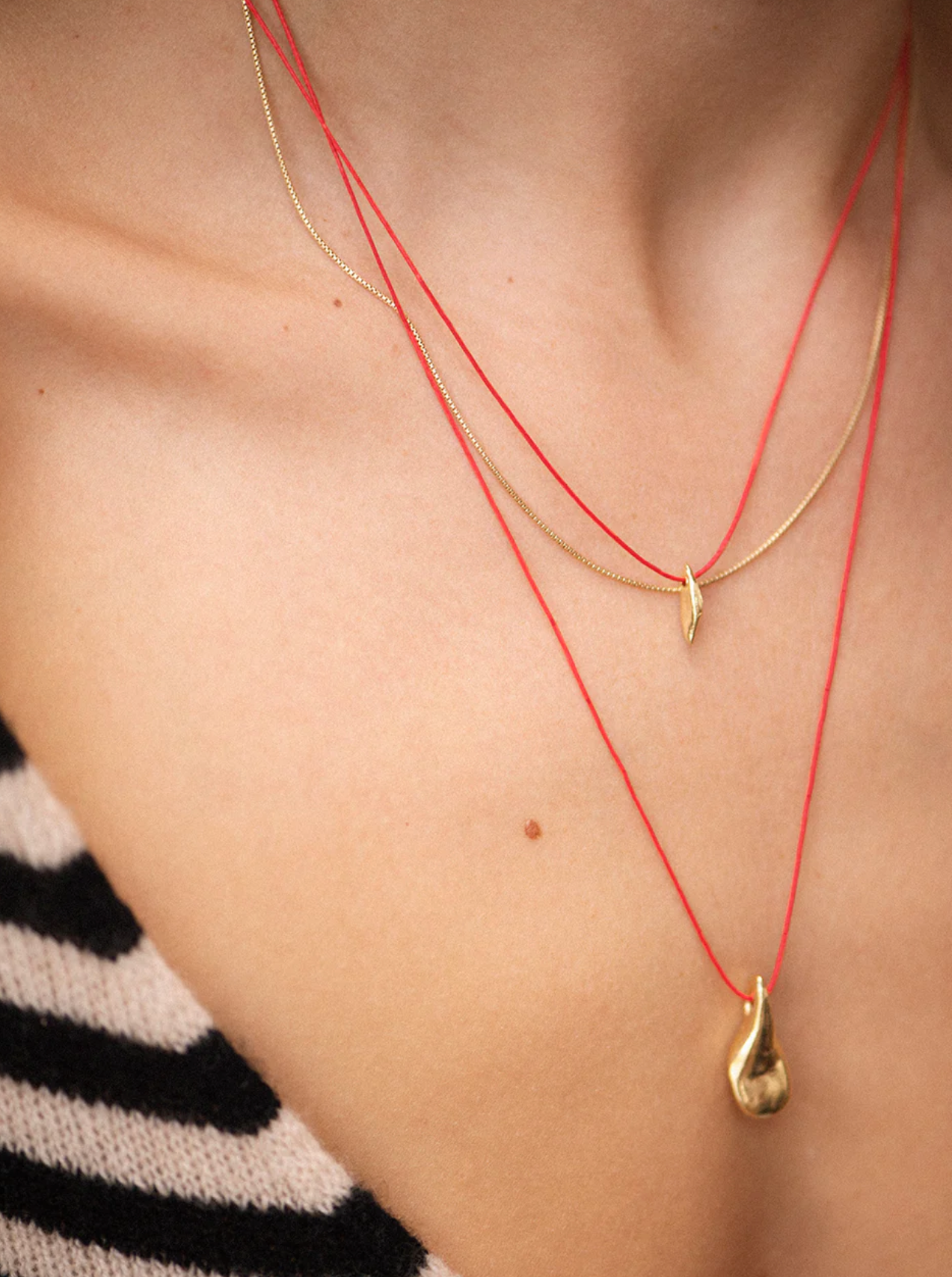 'Sand' Gold Charm Red String Necklace