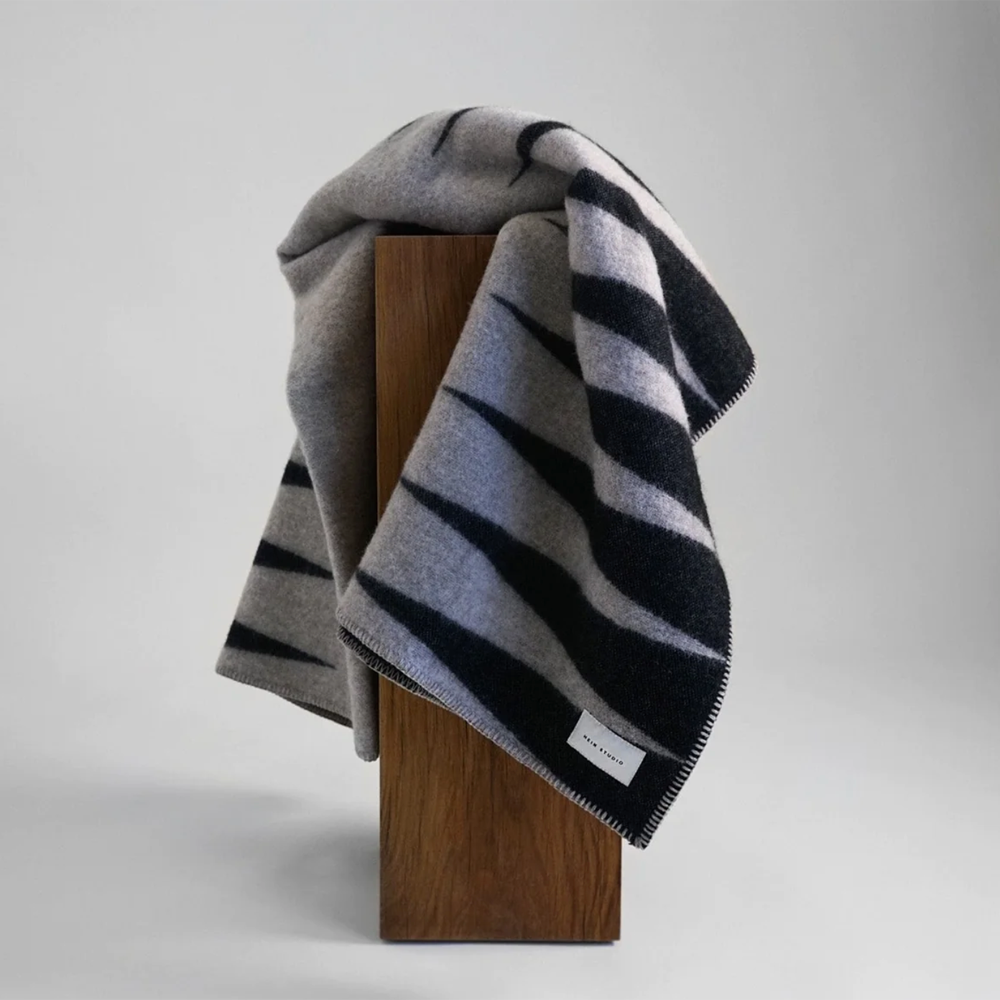 Hein Studio Ihalo Wool Throw Blanket - 130 x 180 cm