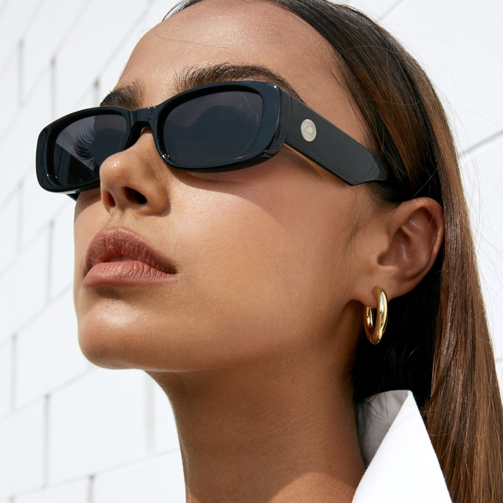 UNREAL! Rectangular Sunglasses - Black