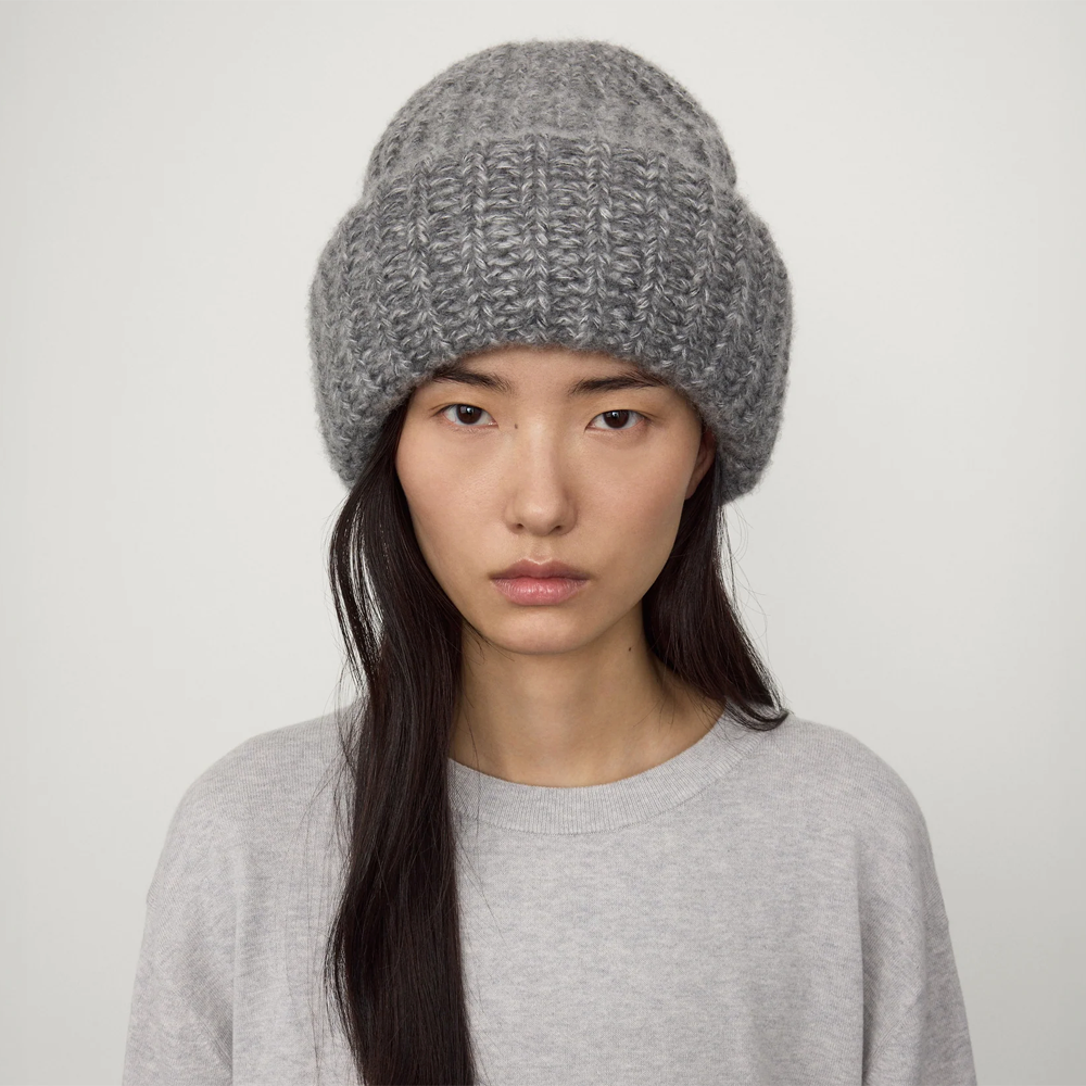 LISA YANG Becka Grey Oversized Cashmere/Silk Rib Knit Beanie