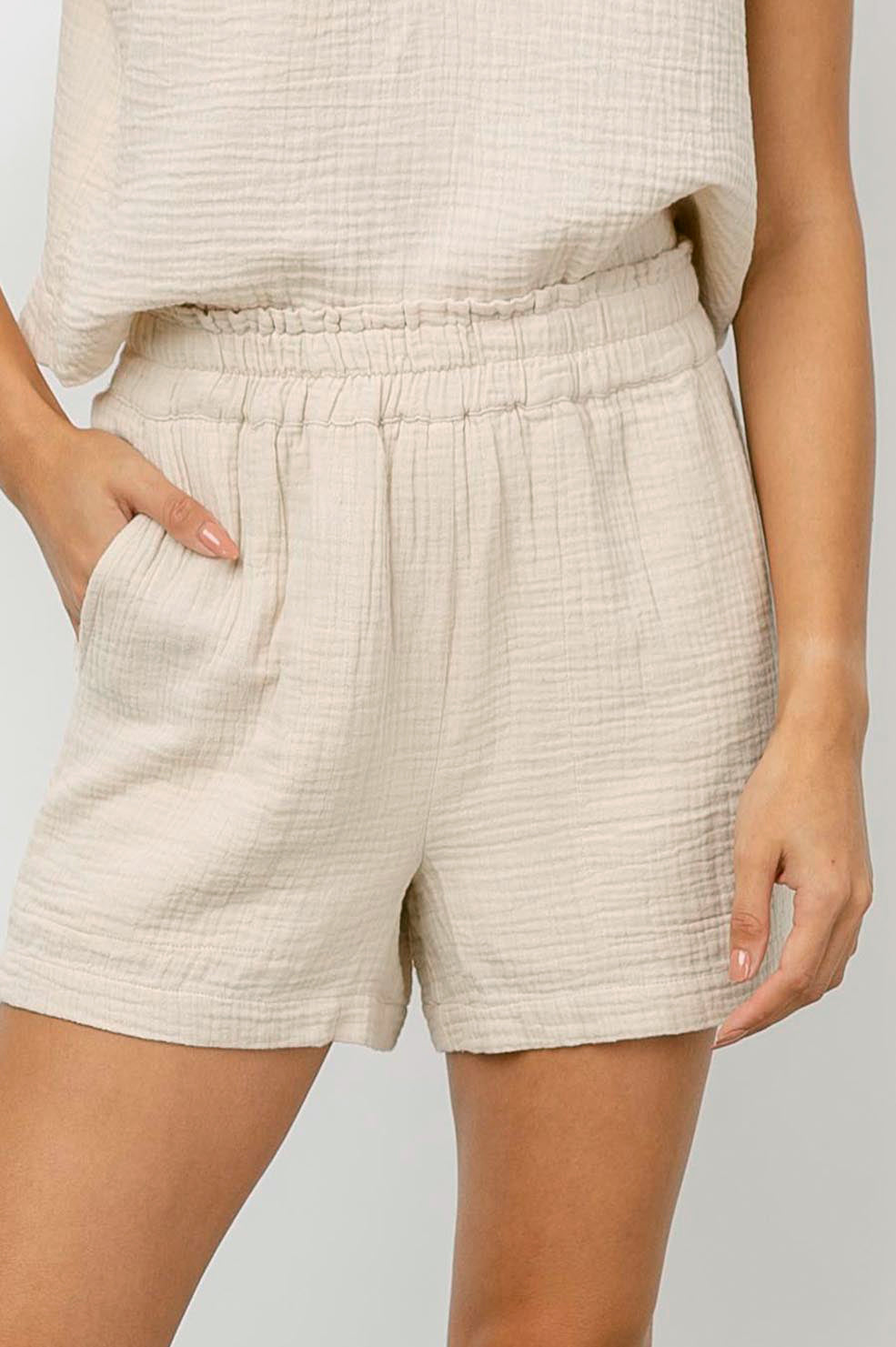 'Leighton' High-Rise Cotton Shorts - Flax