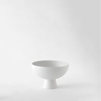  Strøm Bowl Small - White designed by Danish artist Nicholai Wiig-Hansen from Raawii