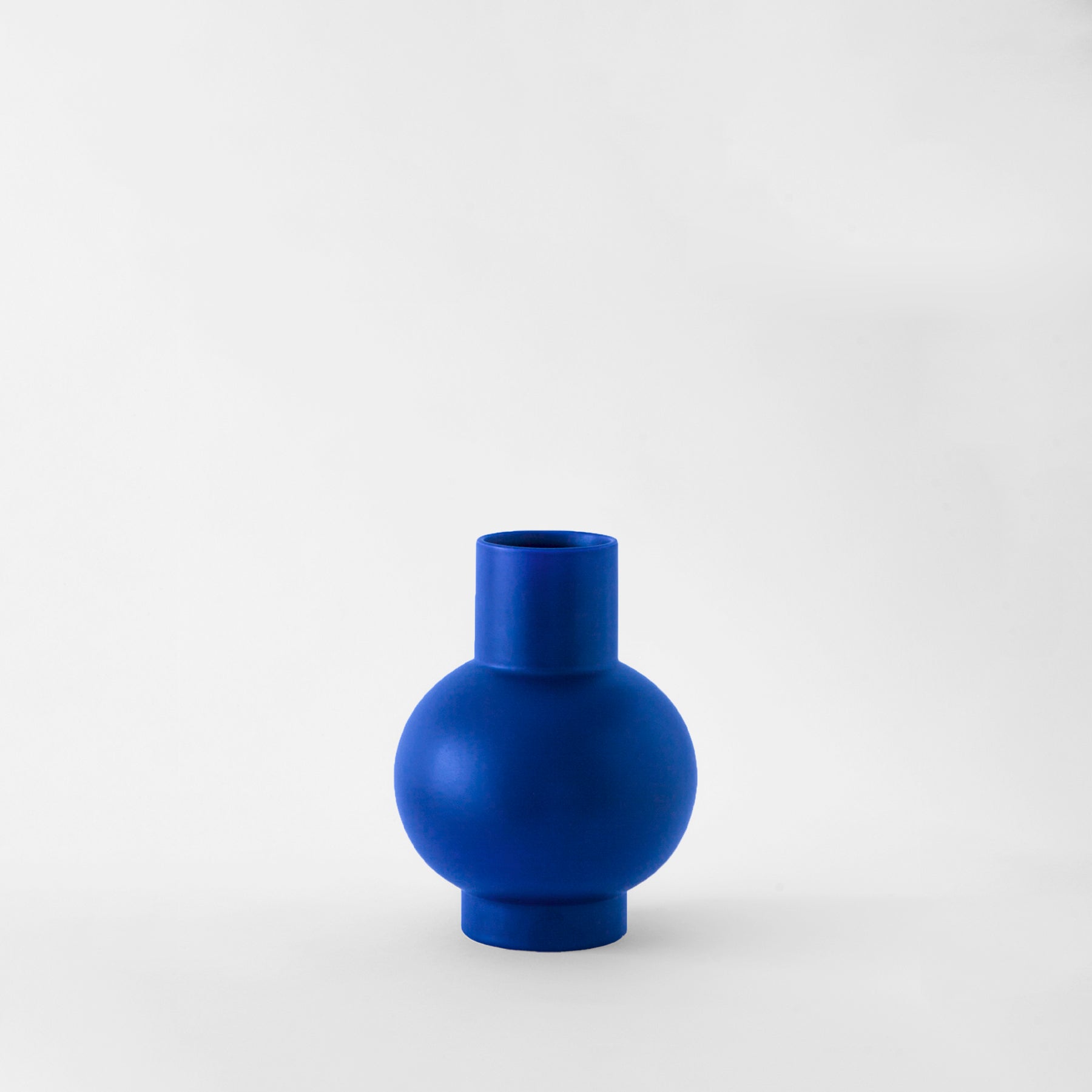 Strøm Vase Small - Cobalt Blue