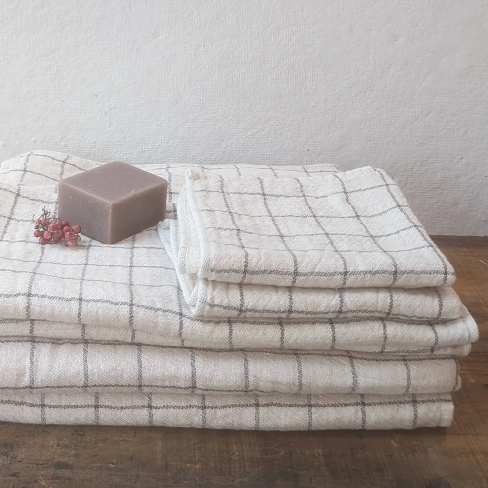 KONTEX Graph Bath Towel - Ivory