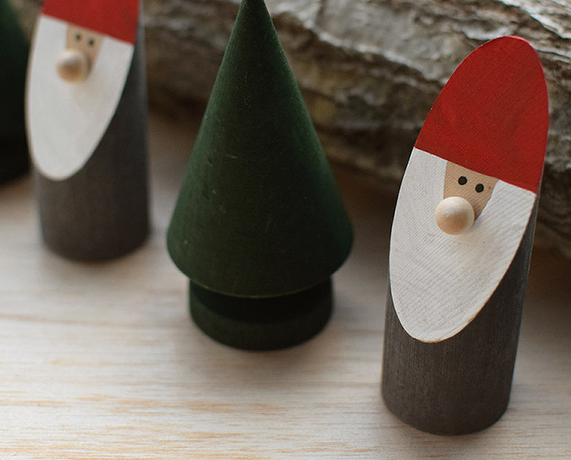 Wooden Stump Santa Decorations